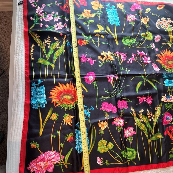 Black Floral Silk Scarf with Red Trim - Braccialini - Picture 5 of 6